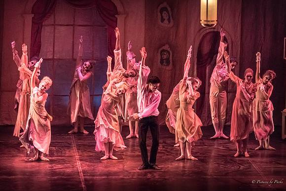 2013 Ghosts by The Griffin Ballet Theatre
