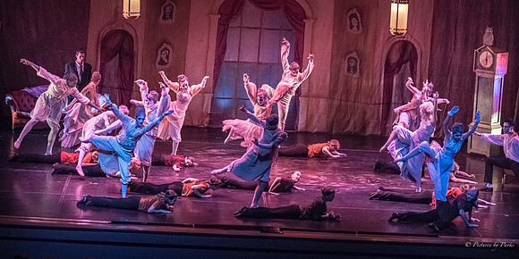 2013 Ghosts by The Griffin Ballet Theatre