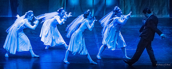2013 Ghosts by The Griffin Ballet Theatre