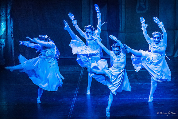 2013 Ghosts by The Griffin Ballet Theatre