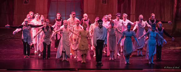 2013 Ghosts by The Griffin Ballet Theatre
