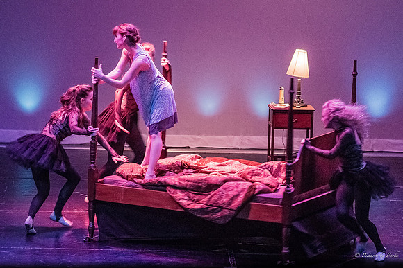 2013 Ghosts by The Griffin Ballet Theatre
