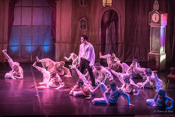 2013 Ghosts by The Griffin Ballet Theatre