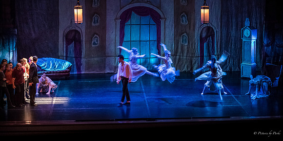 2013 Ghosts by The Griffin Ballet Theatre