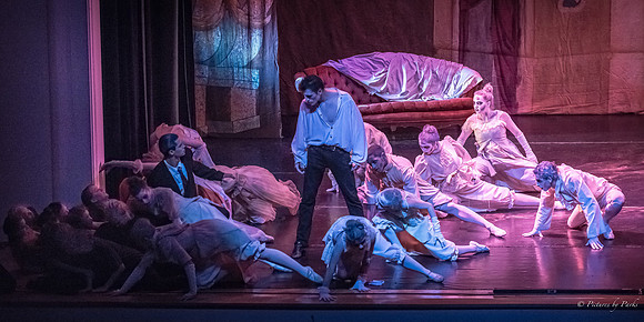 2013 Ghosts by The Griffin Ballet Theatre
