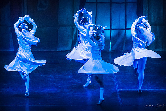 2013 Ghosts by The Griffin Ballet Theatre