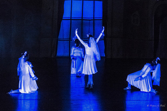 2013 Ghosts by The Griffin Ballet Theatre