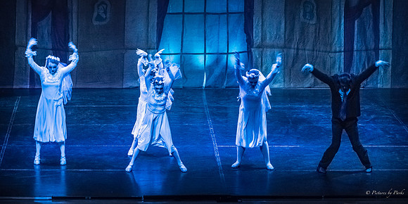 2013 Ghosts by The Griffin Ballet Theatre