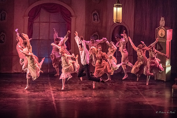 2013 Ghosts by The Griffin Ballet Theatre