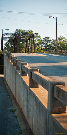 6th St Bridge & Train 081511