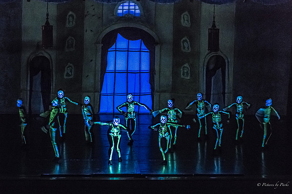 2013 Ghosts by The Griffin Ballet Theatre