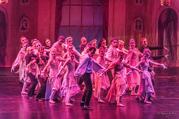 2013 Ghosts by The Griffin Ballet Theatre