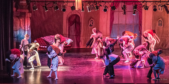 2013 Ghosts by The Griffin Ballet Theatre