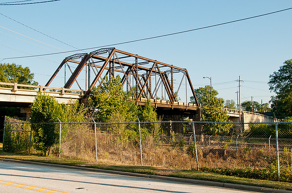 6th St Bridge & Train 081511