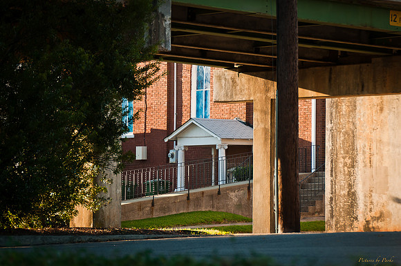 6th St Bridge & Train 081511