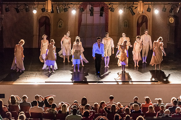 2013 Ghosts by The Griffin Ballet Theatre